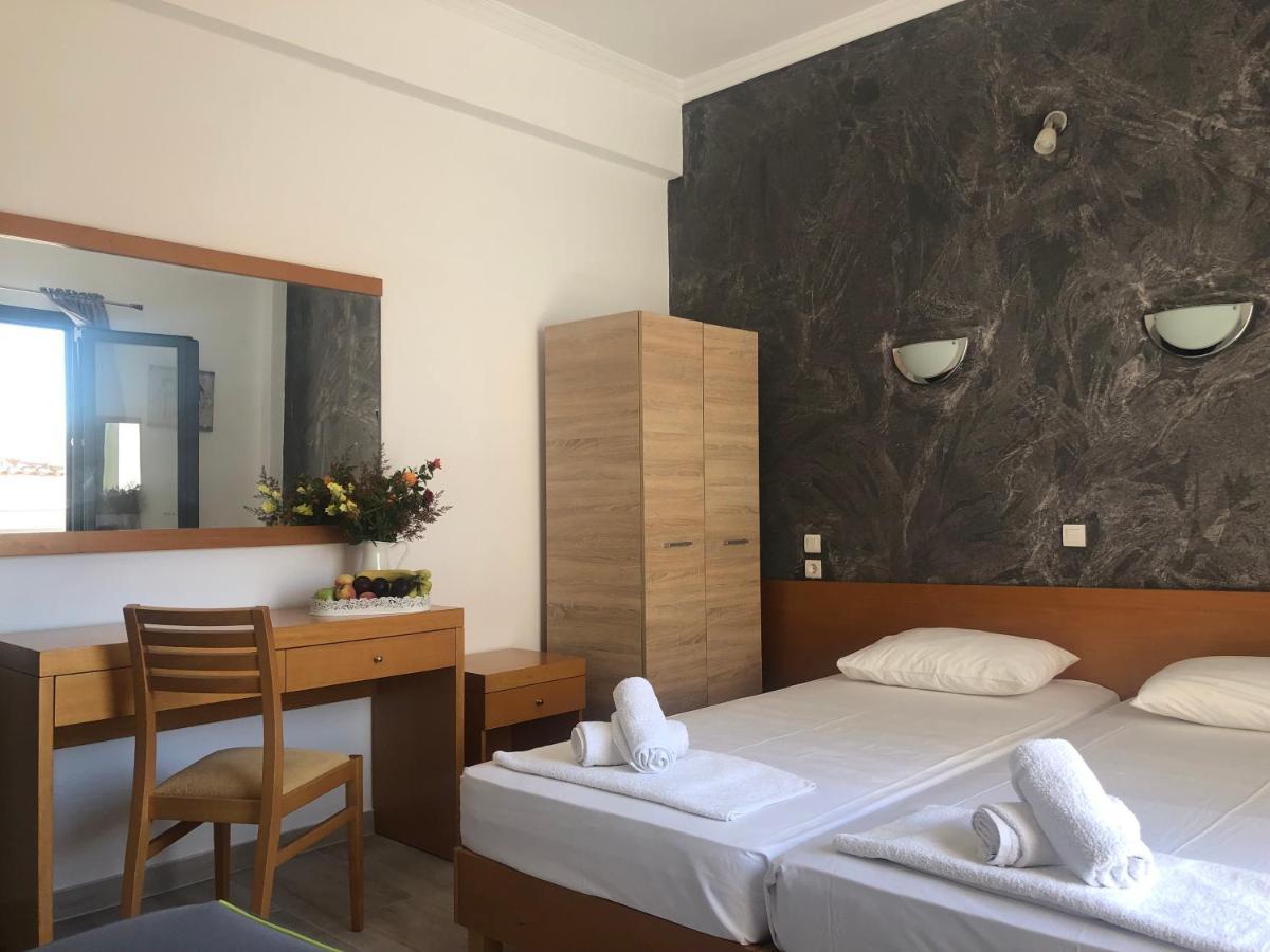 Central Guest House Skiathos Ngoại thất bức ảnh