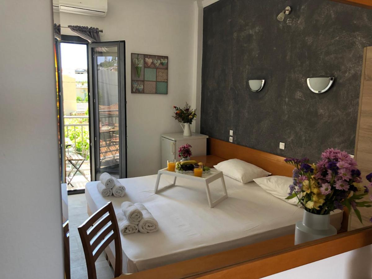Central Guest House Skiathos Ngoại thất bức ảnh