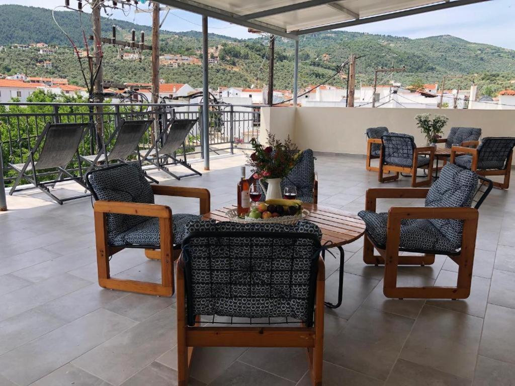 Central Guest House Skiathos Ngoại thất bức ảnh